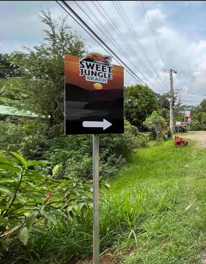 Sweet Jungle Beach Playa Bejuco  Exterior photo